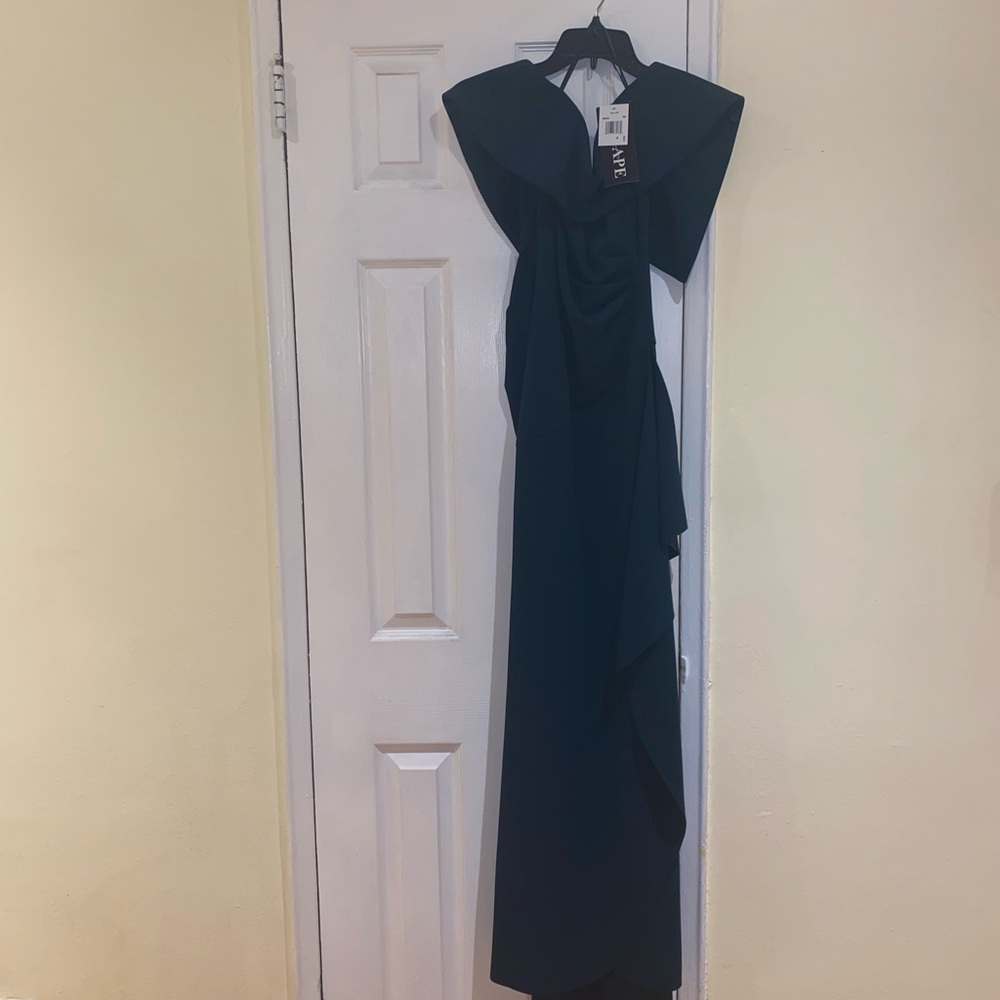 Xscape Sleeveless Formal Green Dress, Size 4